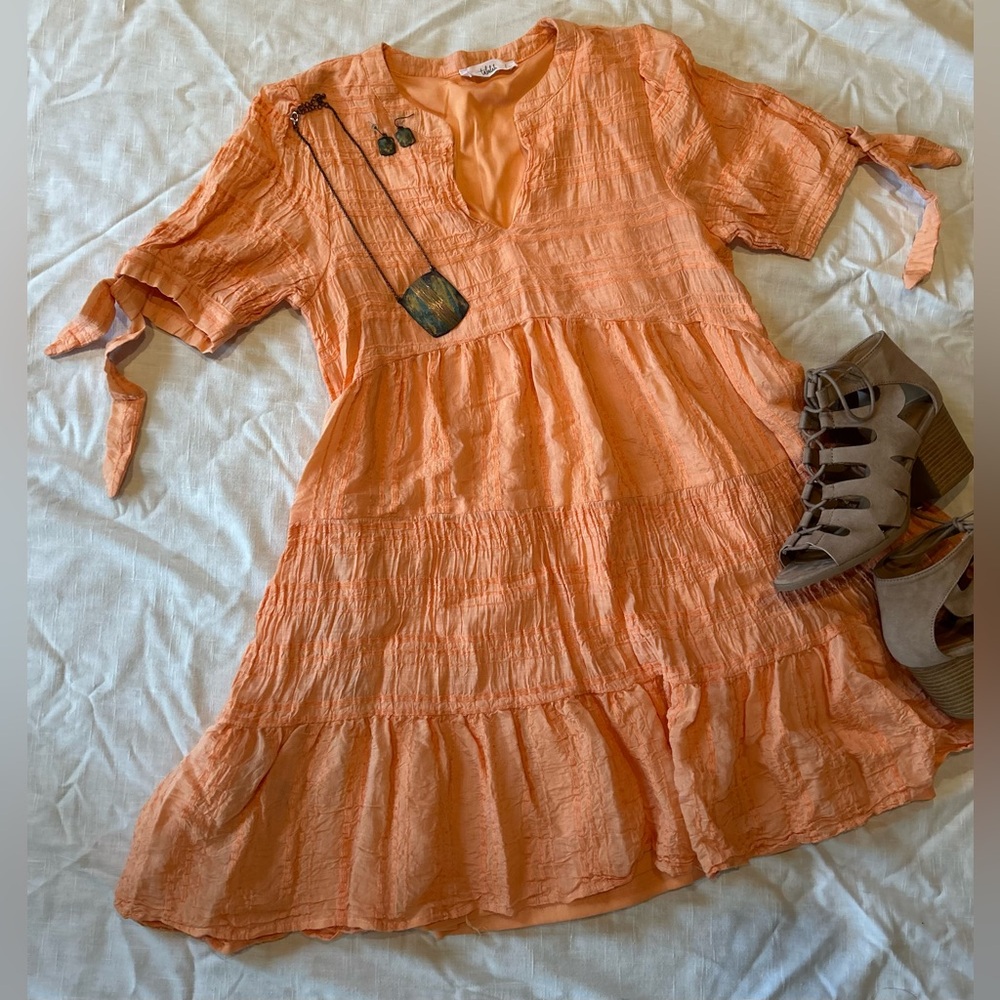 Talulah | Orange Textured V-Neck Tiered Dress - Picture 3 of 8